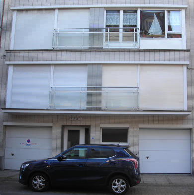 Photo de la fa&ccedile;ade de la r&eacute;sidence Menorca &agrave; Westende-Bains